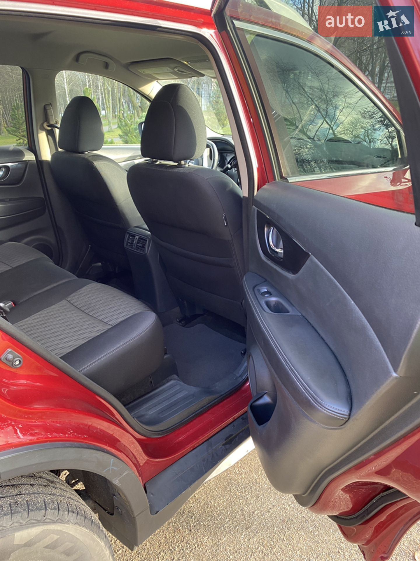 2018 Nissan Rogue - мініатюра 3