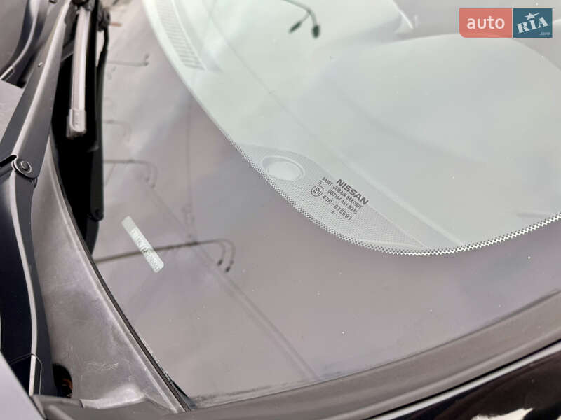 Позашляховик / Кросовер Nissan Rogue 2018 в Києві