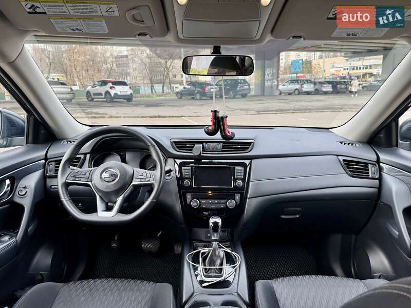 Позашляховик / Кросовер Nissan Rogue 2018 в Києві