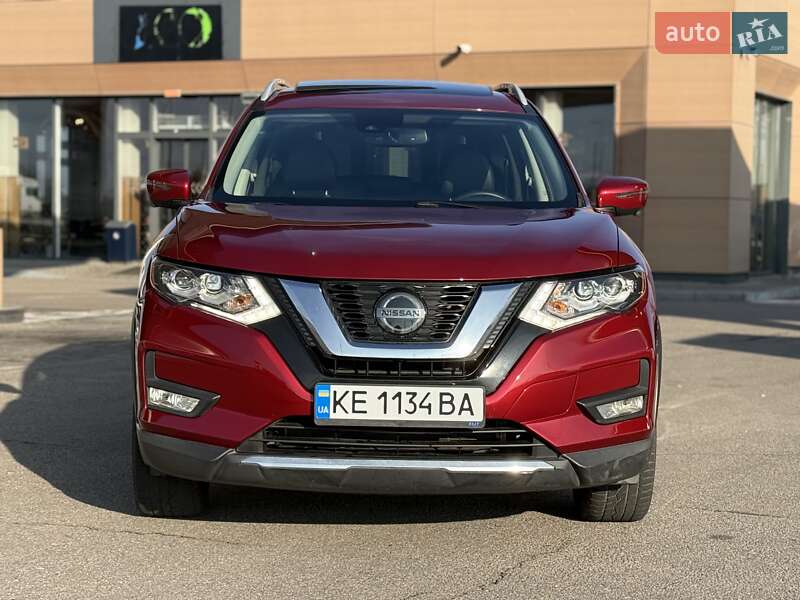 Внедорожник / Кроссовер Nissan Rogue 2018 в Днепре