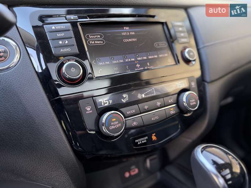 Внедорожник / Кроссовер Nissan Rogue 2018 в Днепре