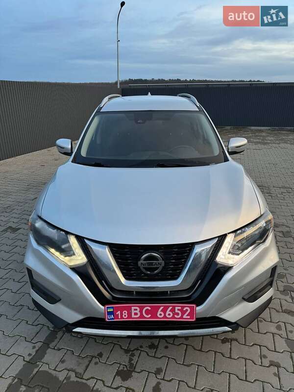 Внедорожник / Кроссовер Nissan Rogue 2019 в Хмельницком