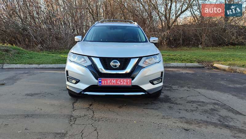 Внедорожник / Кроссовер Nissan Rogue 2020 в Полтаве