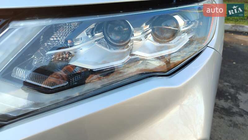 Внедорожник / Кроссовер Nissan Rogue 2020 в Полтаве