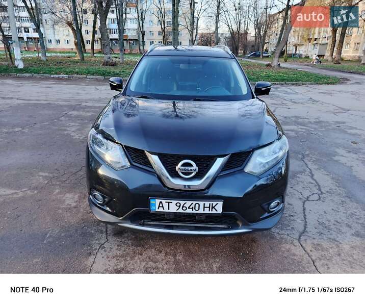 Внедорожник / Кроссовер Nissan Rogue 2014 в Калуше