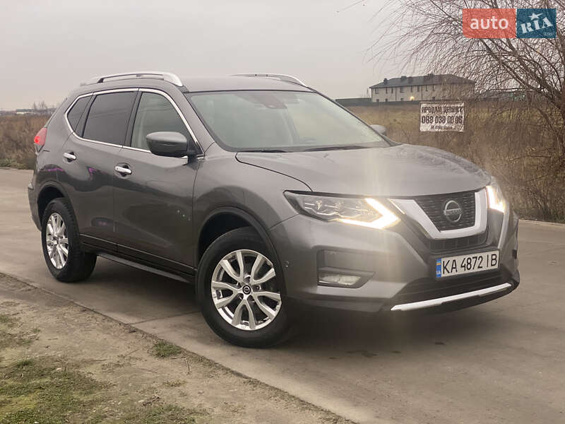 Внедорожник / Кроссовер Nissan Rogue 2020 в Киеве