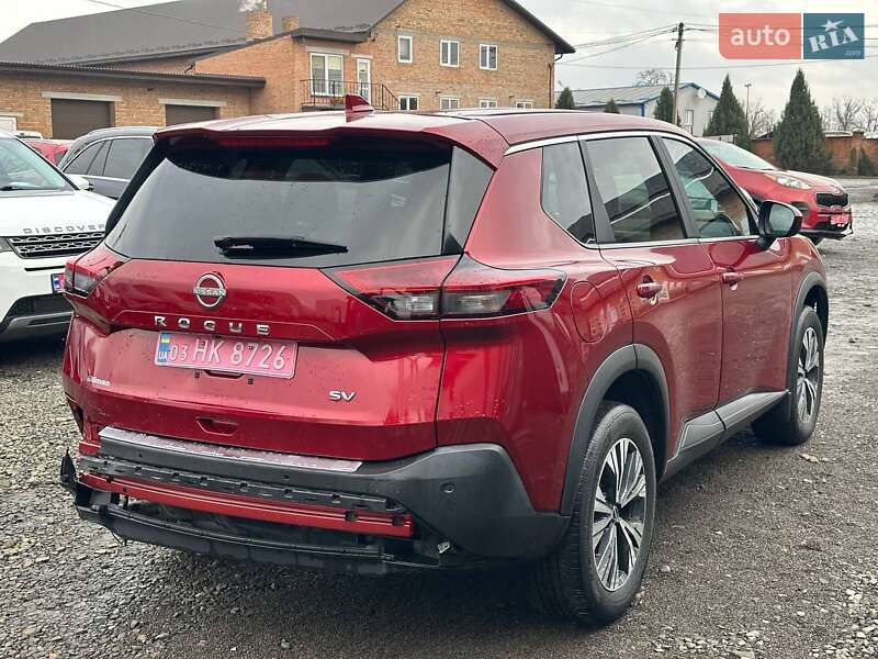 Внедорожник / Кроссовер Nissan Rogue 2022 в Луцке