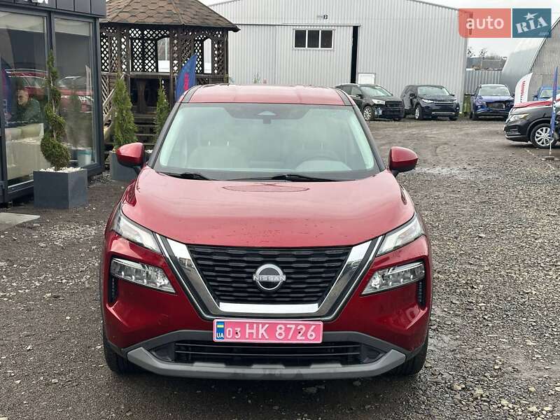 Внедорожник / Кроссовер Nissan Rogue 2022 в Луцке