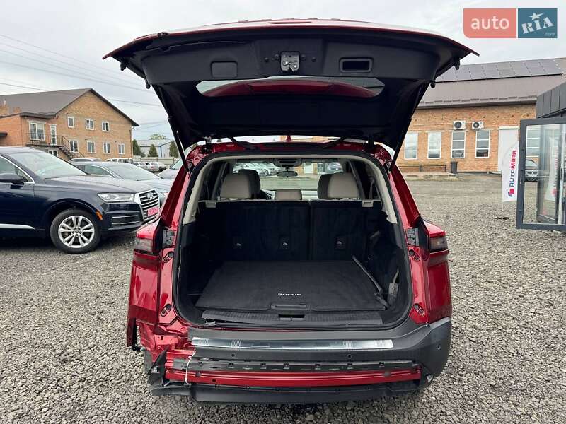 Внедорожник / Кроссовер Nissan Rogue 2022 в Луцке