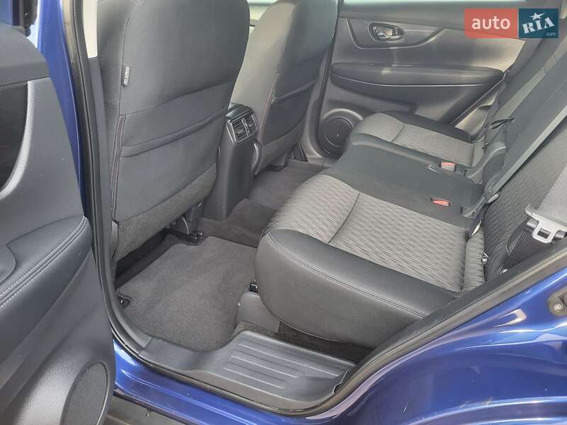 Внедорожник / Кроссовер Nissan Rogue 2017 в Ровно фото 23 Внедорожник / Кроссовер Nissan Rogue 2017 в Ровно