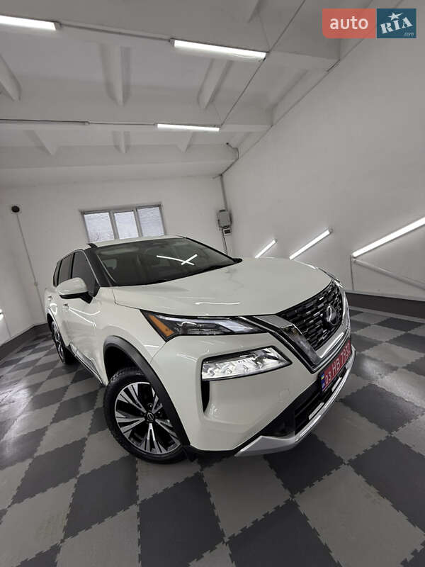 Позашляховик / Кросовер Nissan Rogue 2023 в Трускавці