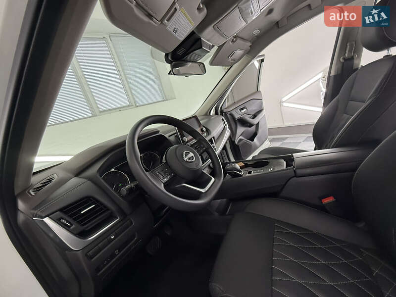 Позашляховик / Кросовер Nissan Rogue 2023 в Трускавці