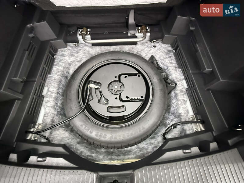 Позашляховик / Кросовер Nissan Rogue 2023 в Трускавці