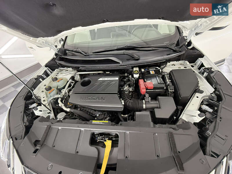 Позашляховик / Кросовер Nissan Rogue 2023 в Трускавці