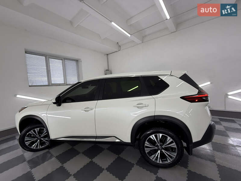 Позашляховик / Кросовер Nissan Rogue 2023 в Трускавці