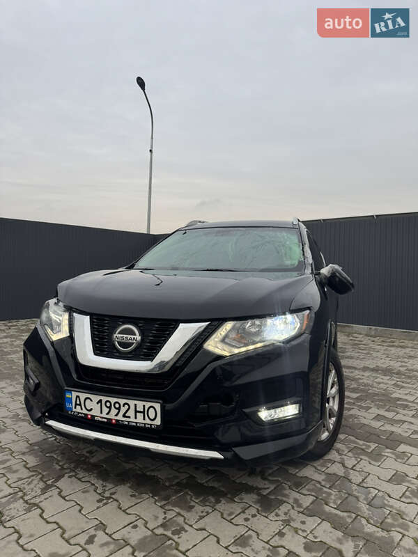 Позашляховик / Кросовер Nissan Rogue 2018 в Хмельницькому