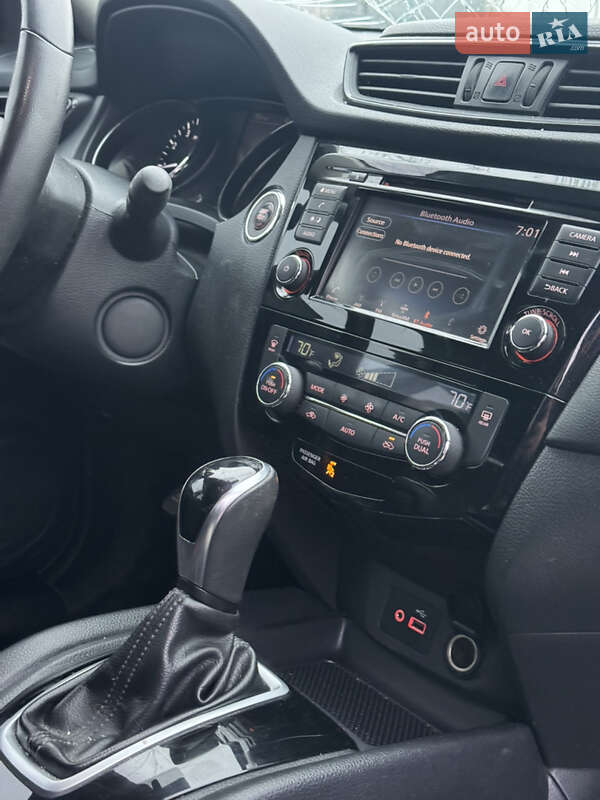 Позашляховик / Кросовер Nissan Rogue 2018 в Хмельницькому