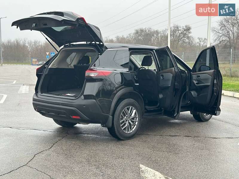 Внедорожник / Кроссовер Nissan Rogue 2021 в Запорожье