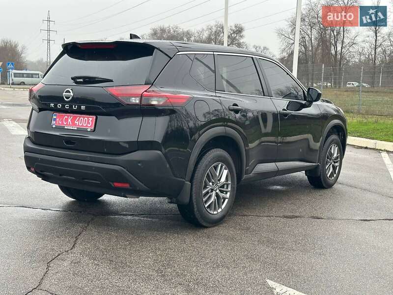 Внедорожник / Кроссовер Nissan Rogue 2021 в Запорожье