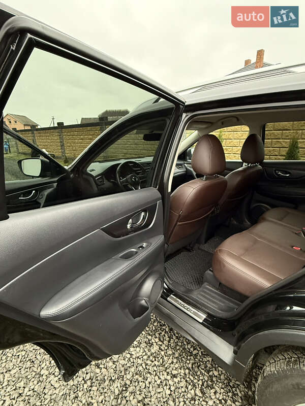 Внедорожник / Кроссовер Nissan Rogue 2017 в Ровно фото 24 Внедорожник / Кроссовер Nissan Rogue 2017 в Ровно