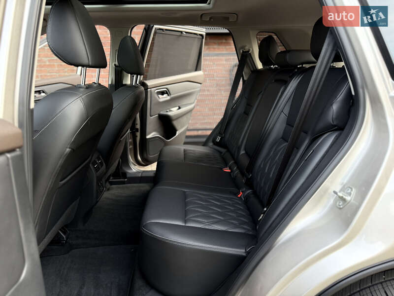 Позашляховик / Кросовер Nissan Rogue 2021 в Києві