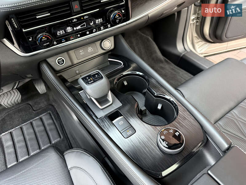 Позашляховик / Кросовер Nissan Rogue 2021 в Києві