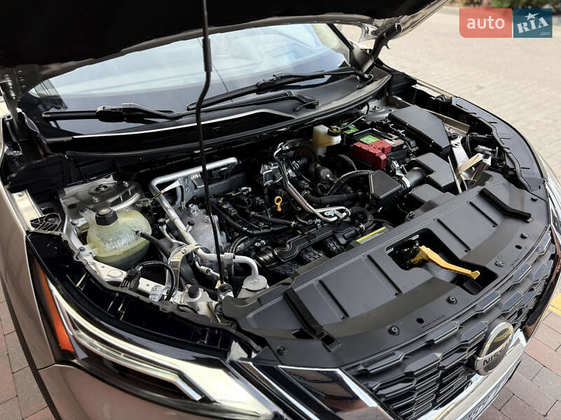 Позашляховик / Кросовер Nissan Rogue 2021 в Києві