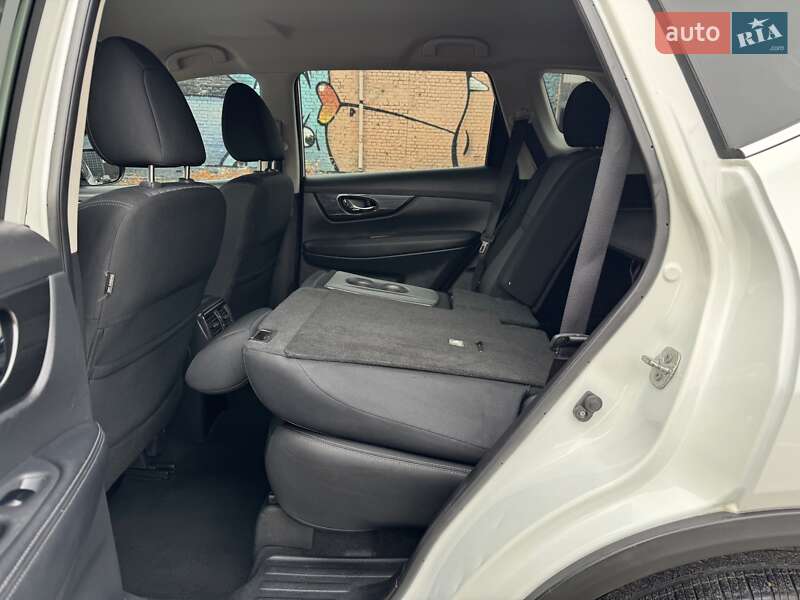 Позашляховик / Кросовер Nissan Rogue 2018 в Луцьку