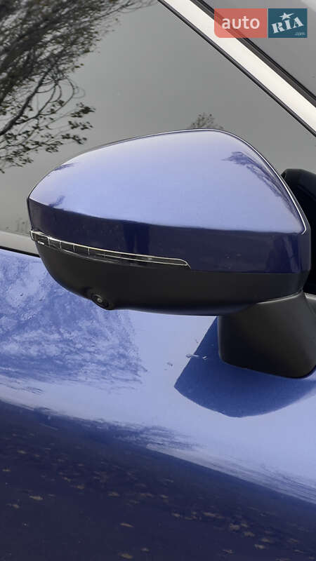 Позашляховик / Кросовер Nissan Rogue 2021 в Кам'янському