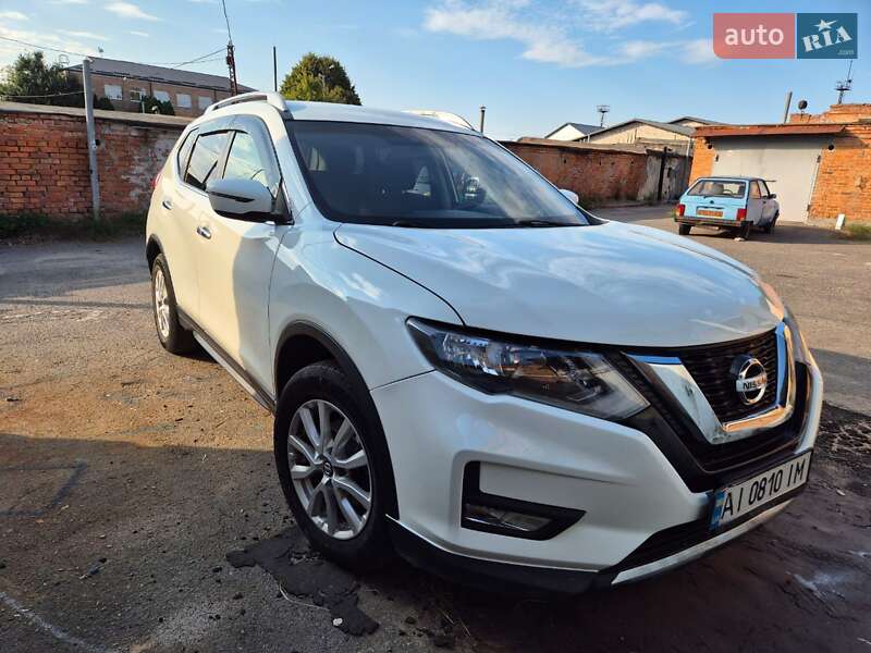 Позашляховик / Кросовер Nissan Rogue 2017 в Білій Церкві