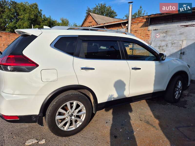 Позашляховик / Кросовер Nissan Rogue 2017 в Білій Церкві