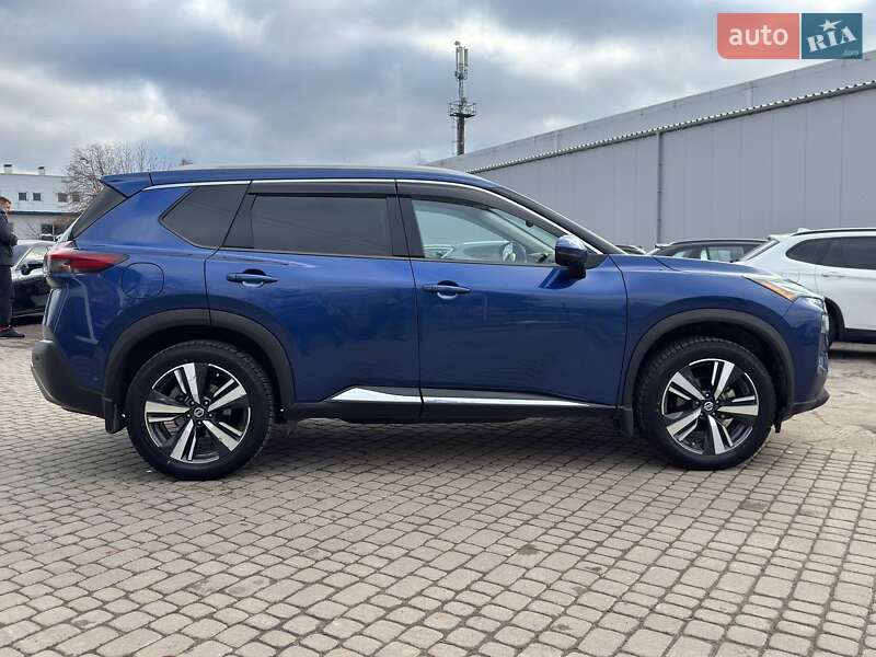 Позашляховик / Кросовер Nissan Rogue 2020 в Львові