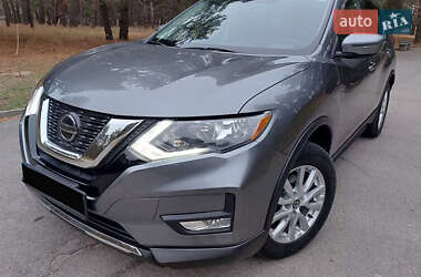 Внедорожник / Кроссовер Nissan Rogue 2018 в Киеве