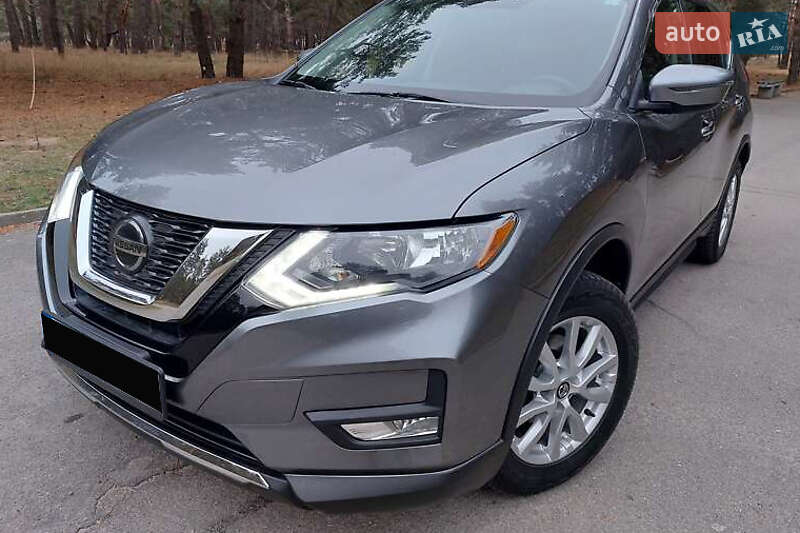 Позашляховик / Кросовер Nissan Rogue 2018 в Києві фото Позашляховик / Кросовер Nissan Rogue 2018 в Києві