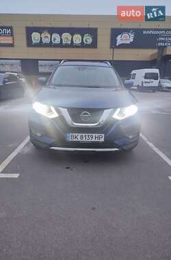Позашляховик / Кросовер Nissan Rogue 2020 в Рівному