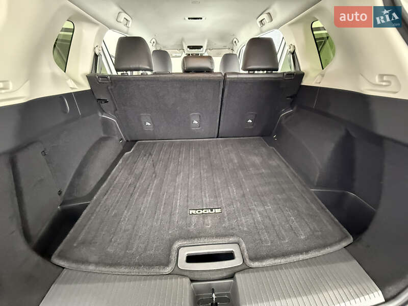 Внедорожник / Кроссовер Nissan Rogue 2023 в Трускавце