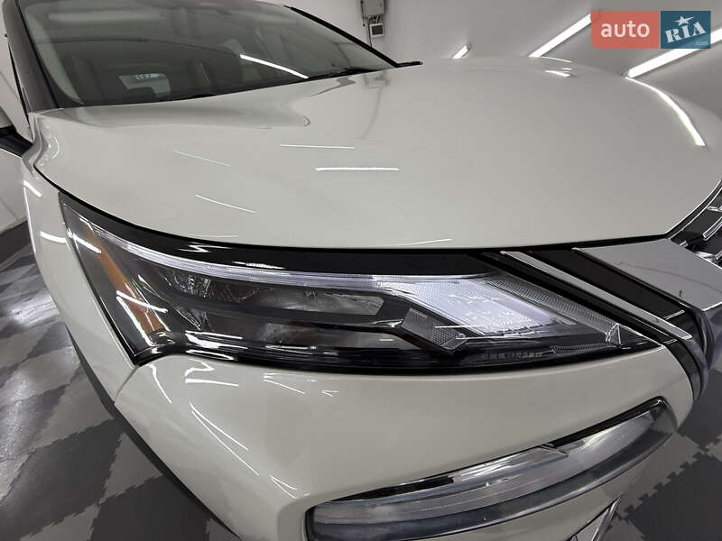 Внедорожник / Кроссовер Nissan Rogue 2023 в Трускавце