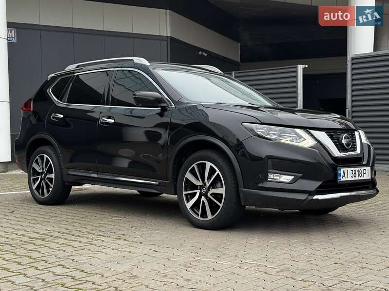 Внедорожник / Кроссовер Nissan Rogue 2018 в Киеве