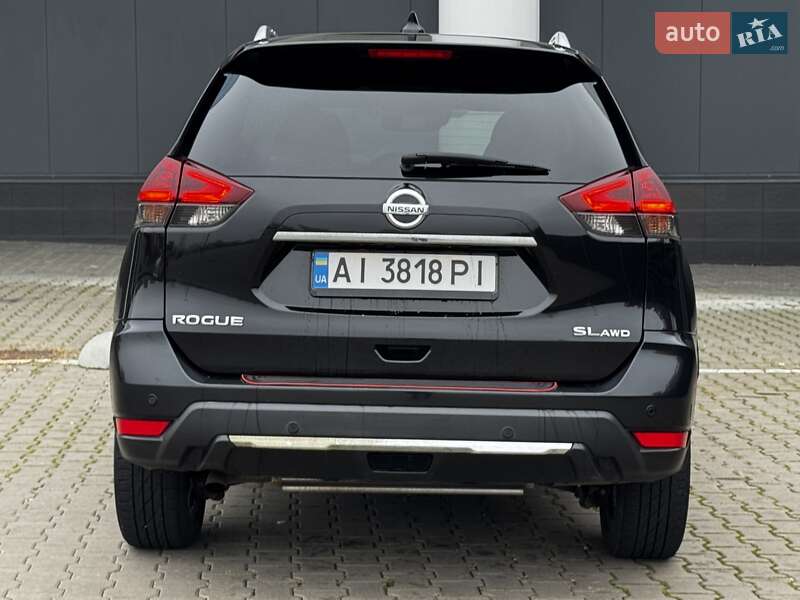 Внедорожник / Кроссовер Nissan Rogue 2018 в Киеве