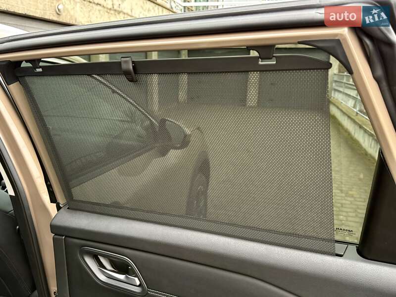 Позашляховик / Кросовер Nissan Rogue 2024 в Тернополі