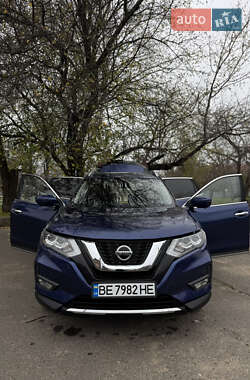 Позашляховик / Кросовер Nissan Rogue 2018 в Миколаєві