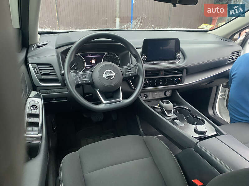 Внедорожник / Кроссовер Nissan Rogue 2024 в Киеве