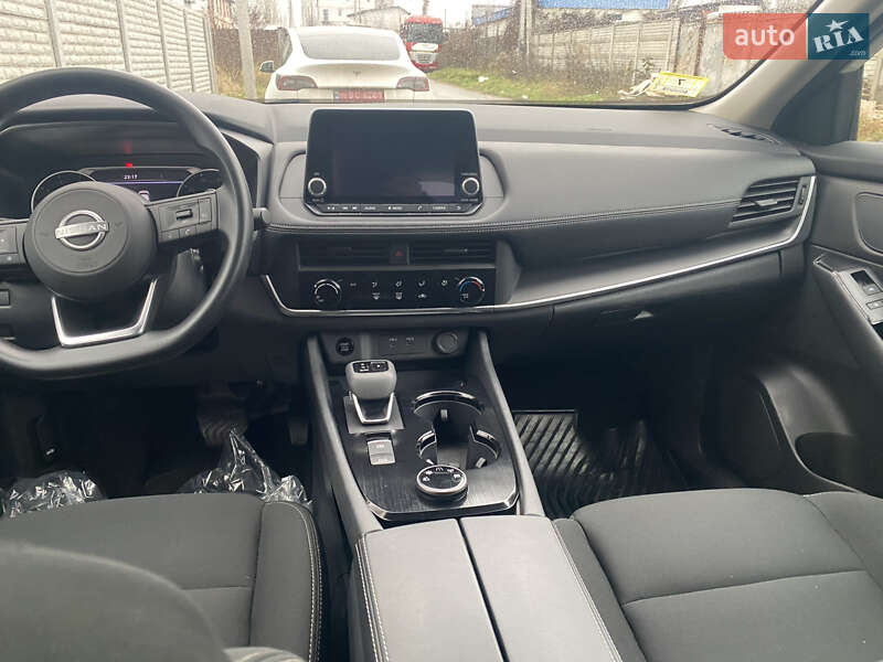 Внедорожник / Кроссовер Nissan Rogue 2024 в Киеве