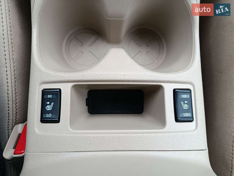 Позашляховик / Кросовер Nissan Rogue 2017 в Луцьку фото 16 Позашляховик / Кросовер Nissan Rogue 2017 в Луцьку