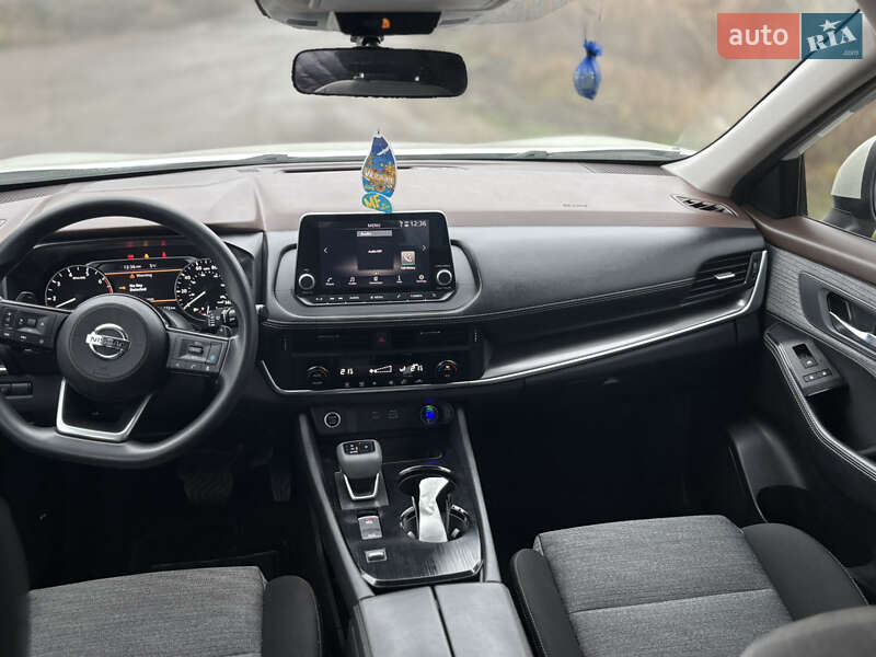 Внедорожник / Кроссовер Nissan Rogue 2022 в Каменском