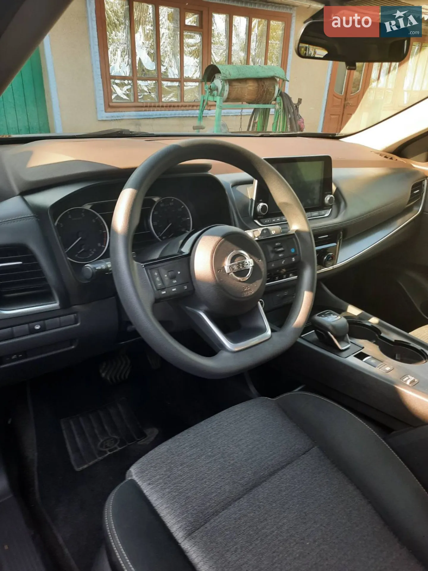 2020 Nissan Rogue - мініатюра 4