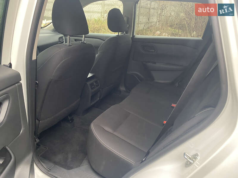 Внедорожник / Кроссовер Nissan Rogue 2024 в Киеве