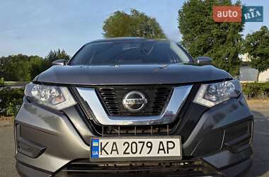 Внедорожник / Кроссовер Nissan Rogue 2018 в Вышгороде