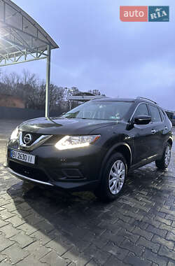 Позашляховик / Кросовер Nissan Rogue 2015 в Полтаві
