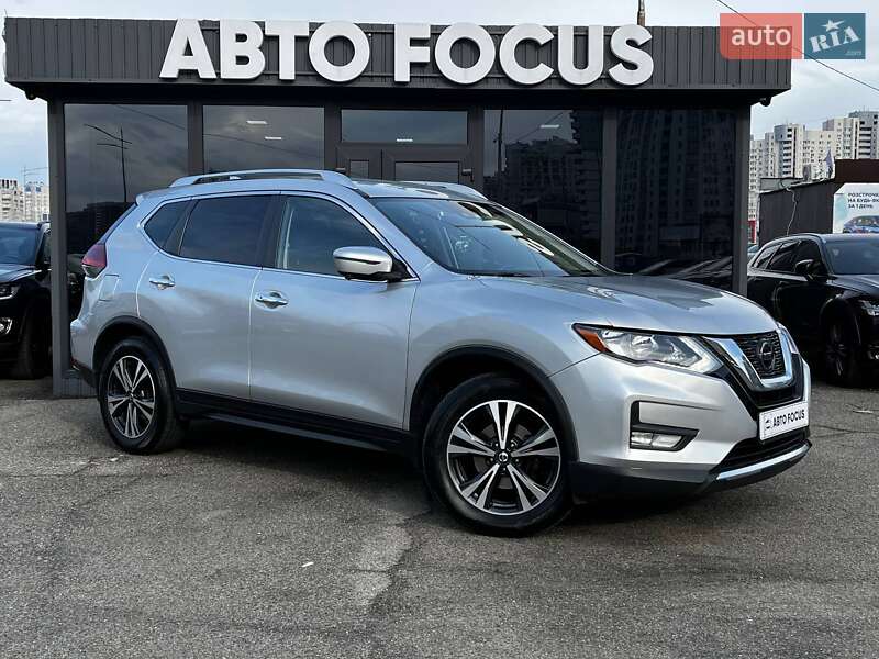 Внедорожник / Кроссовер Nissan Rogue 2018 в Киеве